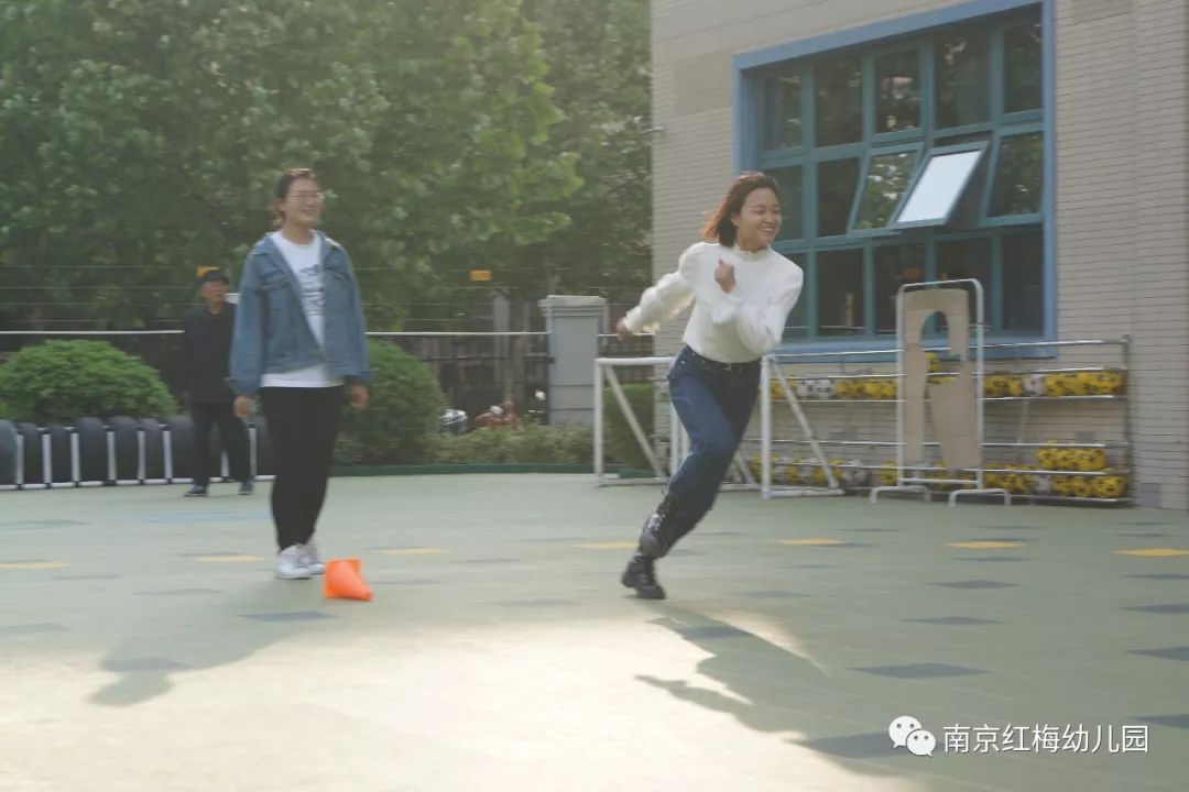https://mmbiz.qpic.cn/mmbiz_jpg/69AEfwPWyBjcbKHLWjNOfMwoapAicZAPB8ibgGbpHfLp4nicPiccpOU7W1W5M6FU10BDcAO6RrUcxxEDLiaWPGfoSlA/640?wx_fmt=jpeg