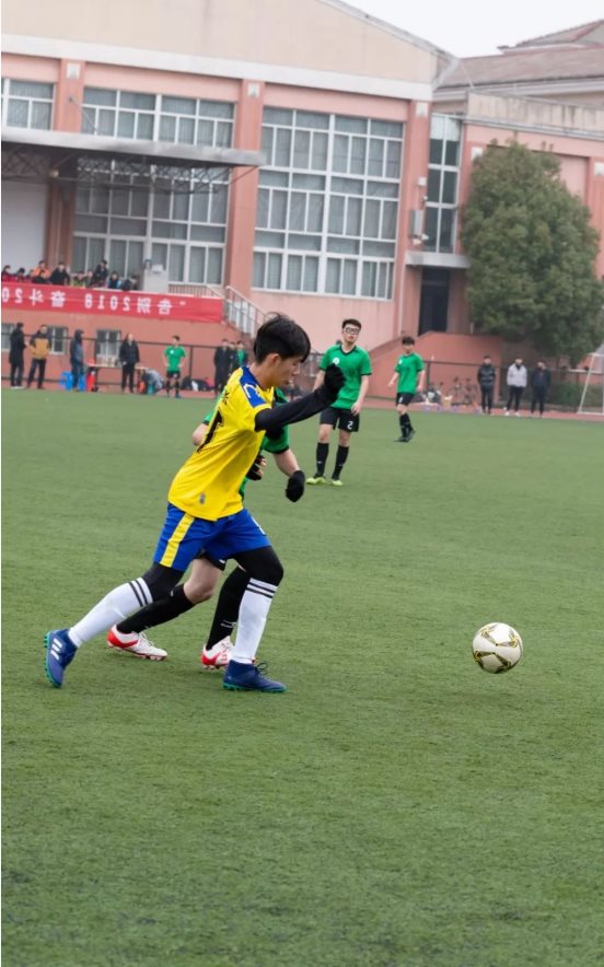 https://mmbiz.qpic.cn/mmbiz_jpg/1GYiczaFprRcBjkAHbicrTSz6vv8hEDWtqJs676m6KHJLLiasibMnkobyqiaiaibLwia3RImFzSNOySOX71EbqpaAgefWw/640?wx_fmt=jpeg