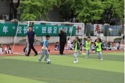 C:\Users\Administrator\Desktop\2024年足球\2024足球校长杯(4月26)\2024班级联赛照片\IMG_3272.JPG