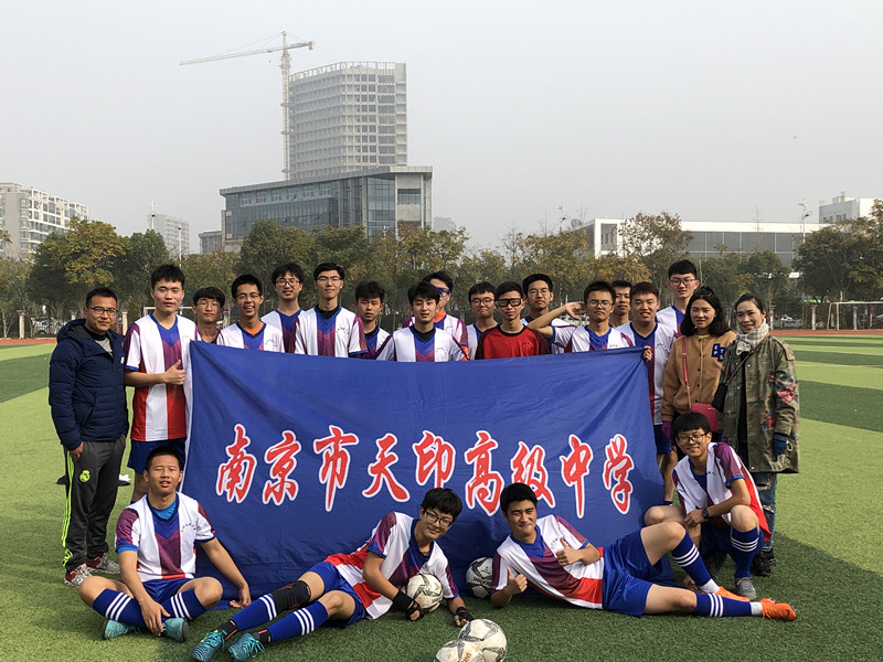 合影.jpg